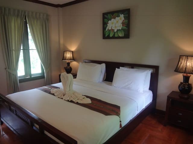 Suite Creek View