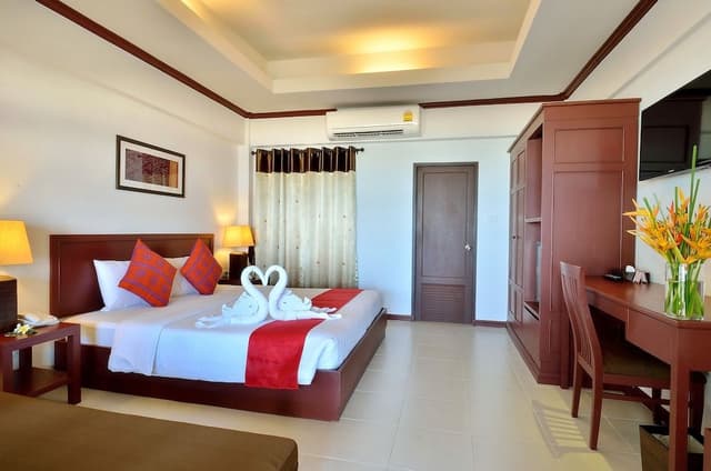 Bungalow, Beachside
