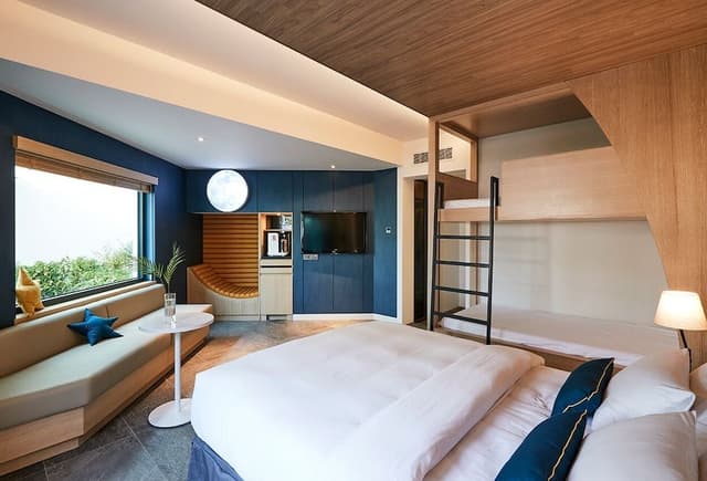 [Heated Pool Package] Family Pool (Private heated pool) - Cabana for 2 hours + Chicken&Beer set