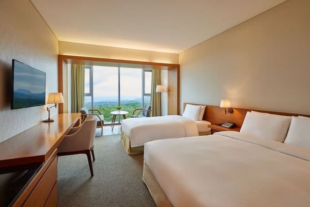[Wellness Club Package] Superior Twin Sea View + Wellness Program for 2 +Sauna for 2 + 1 Hr Late C/O