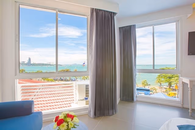 Superior A Wing Sea View DBL-Twin