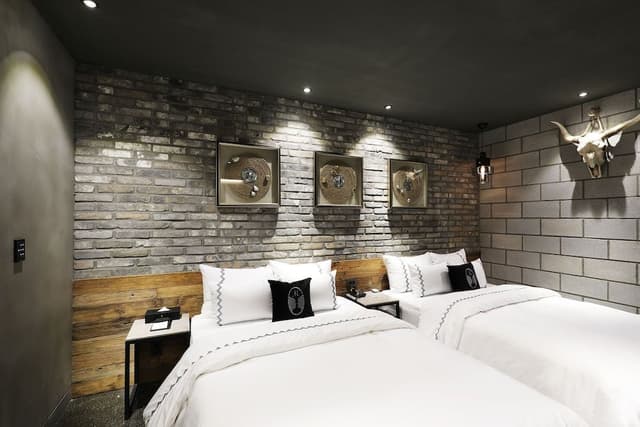 Premium Twin Room