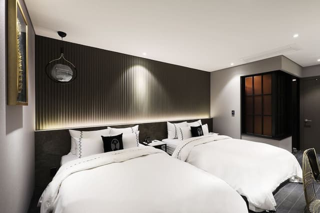 Premium Twin Room