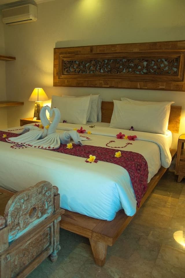 Suite (Comp Daily Aft Tea & Welcome Massage)