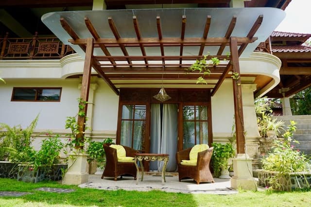 Garden Suite with Valley View