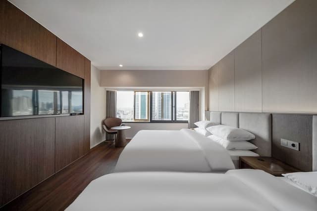Deluxe Twin Room
