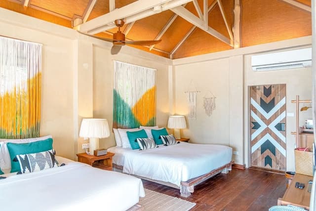 Beachfront Pool Villa