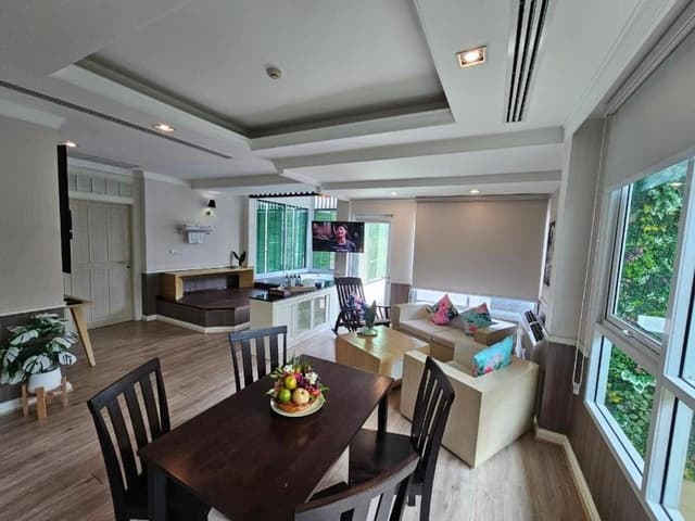 Presidential Suite