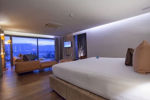 Top Star Private Pool Residence
