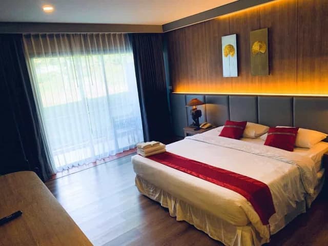 Hillside Deluxe Room