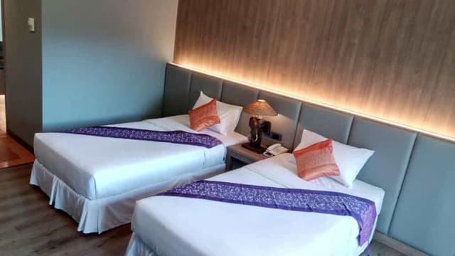 Hillside Deluxe Room