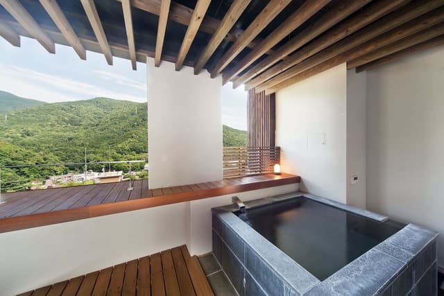 [Adult Only] Luxury Tower Deluxe Twin Room with Open-air Bath Non-smoking