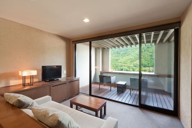 [Adult Only] Luxury Tower Deluxe Twin Room with Open-air Bath Non-smoking