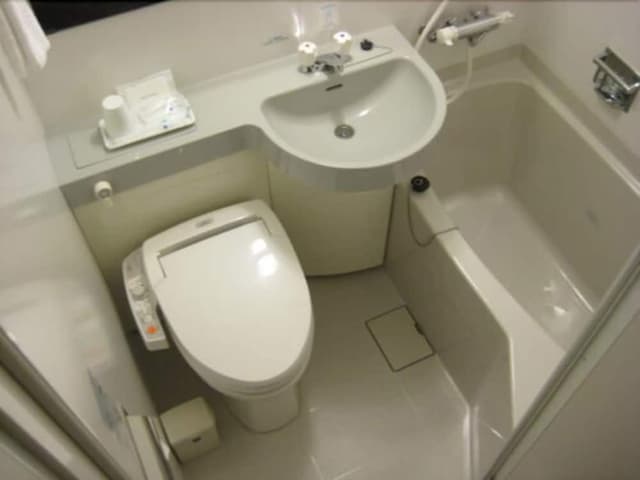 Single Room, Smoking