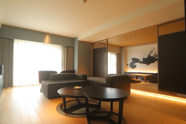 [Silver Japanese Dinner] Japanese-Style Family Room
