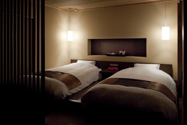 [Silver Japanese Dinner] Japanese Western style room