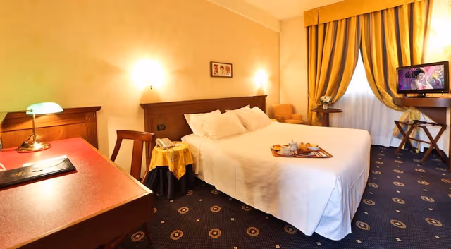 Superior Room, 1 Queen Bed, Non Smoking