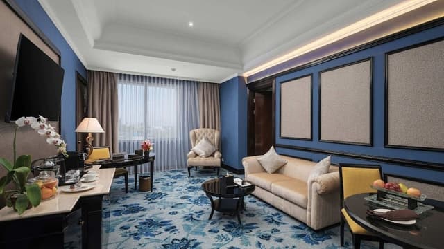 Suite, 1 King Bed