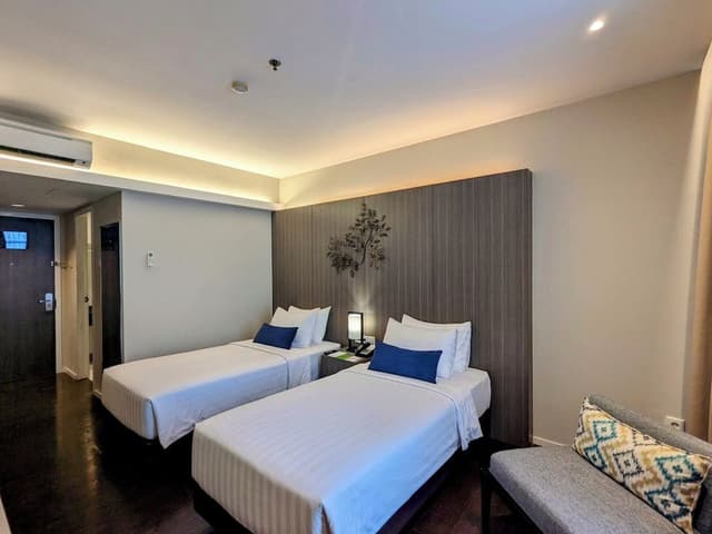 Deluxe Twin Room