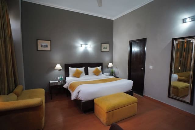 Club Double Room