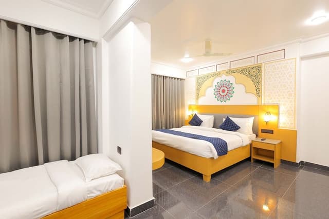 Traditional Suite