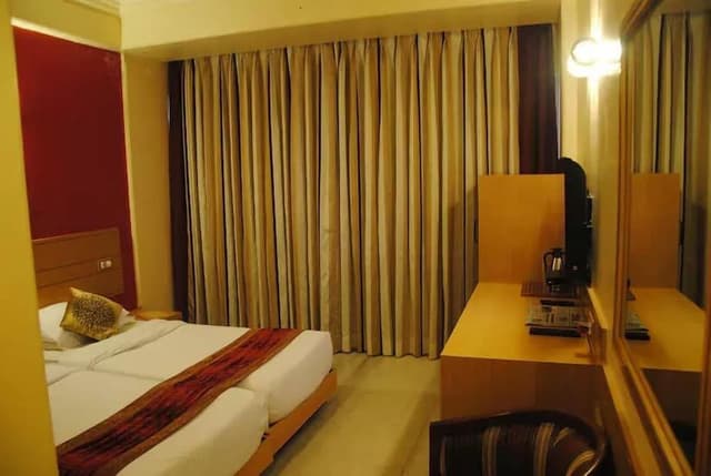 Deluxe Room, Courtyard View