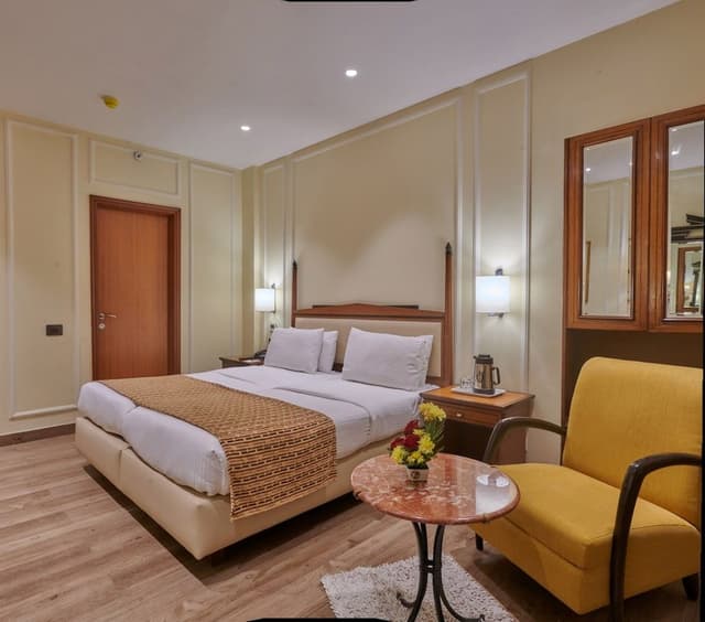Executive Room, 1 Double or 2 Twin Beds