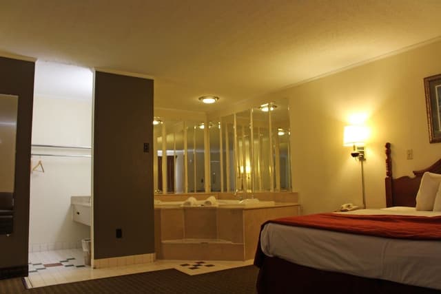 Executive Studio Suite