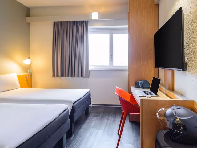 Standard Room, 2 Twin Beds