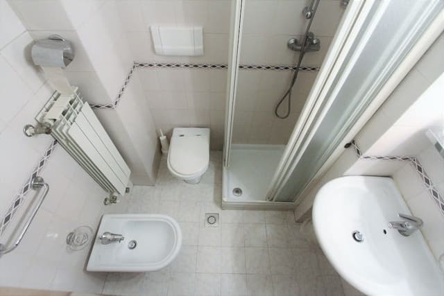 Economy Triple Room