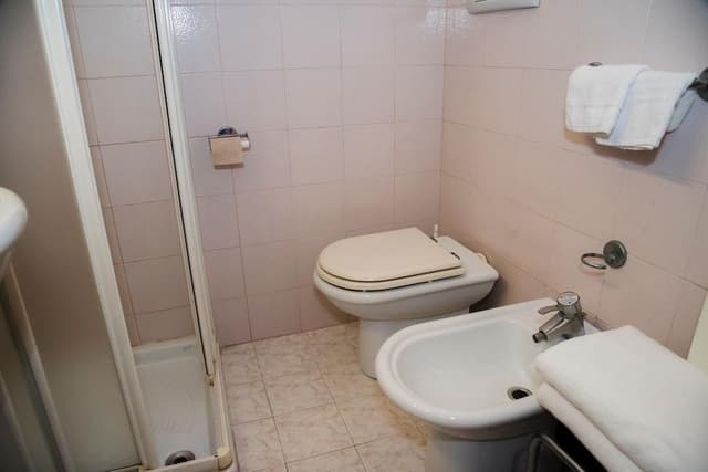 Economy Triple Room