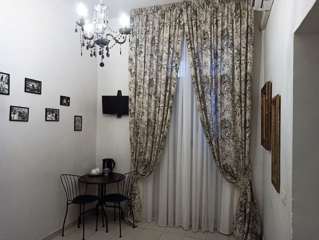 Standard Double or Twin Room, 1 Double or 2 Twin Beds, Ensuite, Courtyard Area