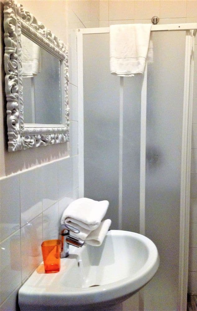Superior Room, 1 Double Bed, Ensuite, City View