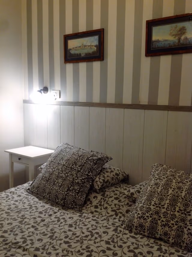 Standard Double or Twin Room, 1 Double or 2 Twin Beds, Ensuite, Courtyard Area