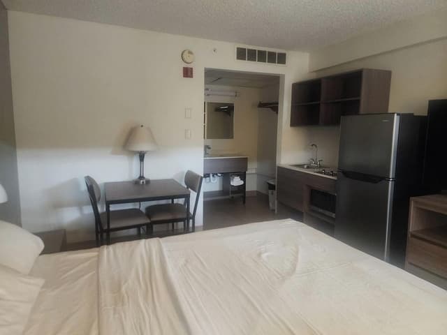 Standard Studio, 1 Queen Bed, Refrigerator & Microwave