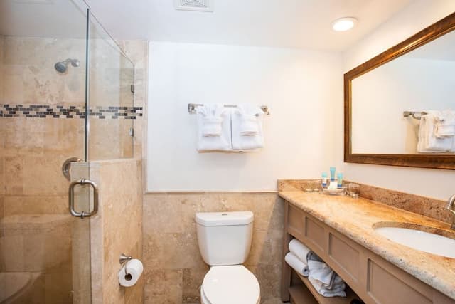 Suite, 1 Bedroom, Balcony (2 Queens and sofa bed)