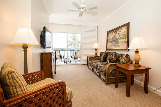 Suite, 1 King Bed with Sofa bed, Balcony, Bay View