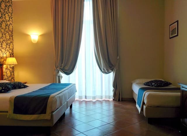 Triple Room