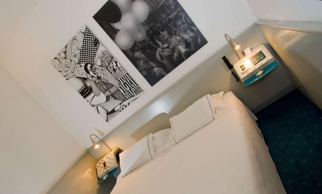 Family Room, 2 Queen Beds, Non Smoking, Connecting Rooms