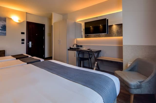 Executive Room, Multiple Beds, Non Smoking
