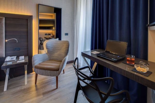 Superior Room, 1 Queen Bed, Non Smoking