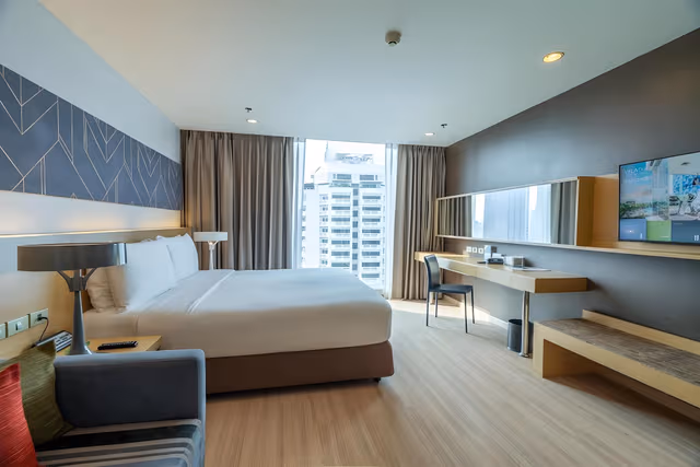 Deluxe King Room