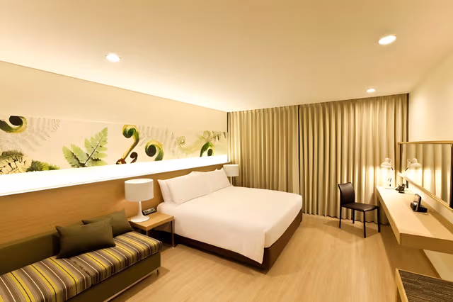 Deluxe King Room