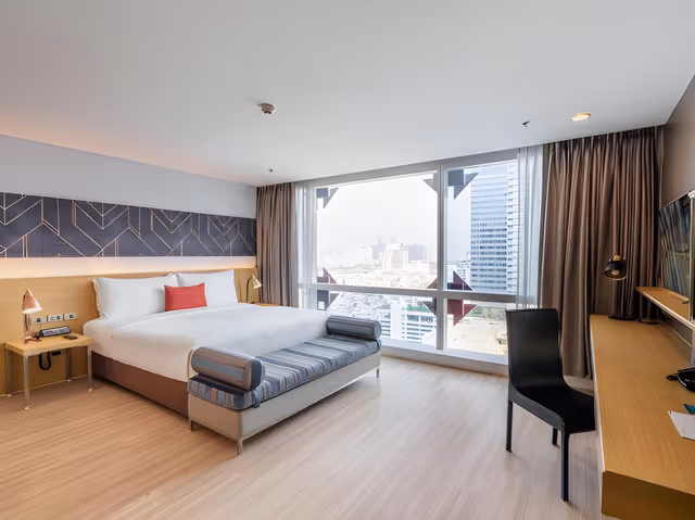 Deluxe Corner Double Room