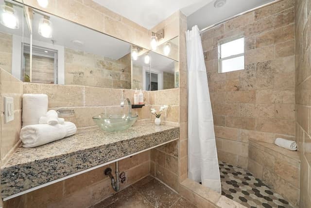 Double Queen Jr Suite