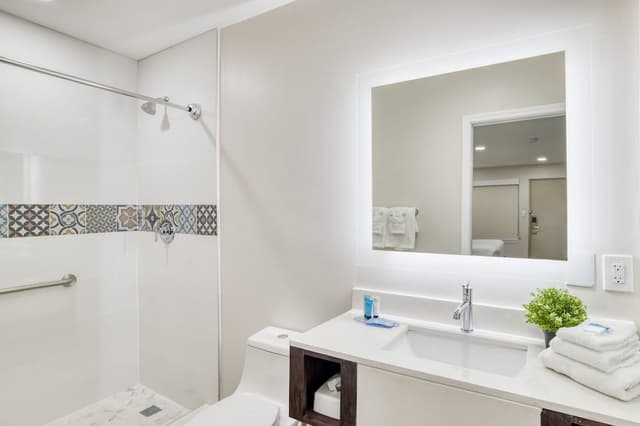 Deluxe Room, 2 Queen Beds