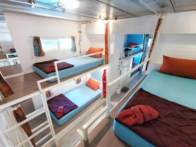Mixed Dormitory Room