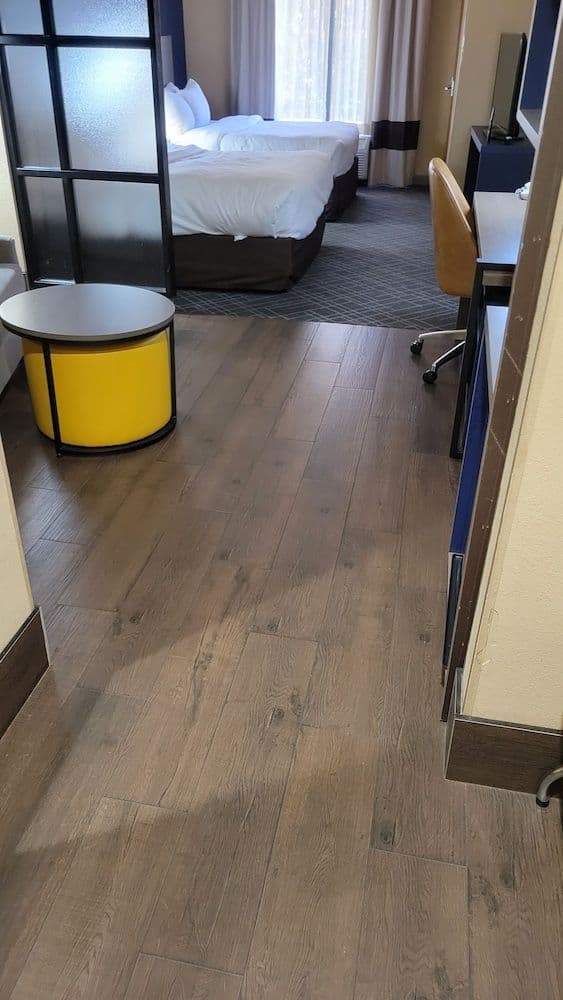 Suite, Multiple Beds, Accessible, Non Smoking