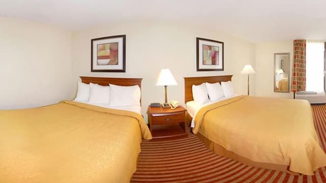 Standard Room, 2 Double Beds, Non Smoking
