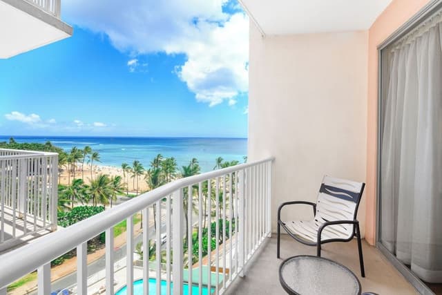 Room, Partial Ocean View (Accessible)